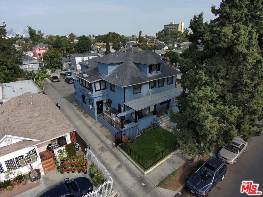 Property photo for 915 E 50th Street, Los Angeles, CA
