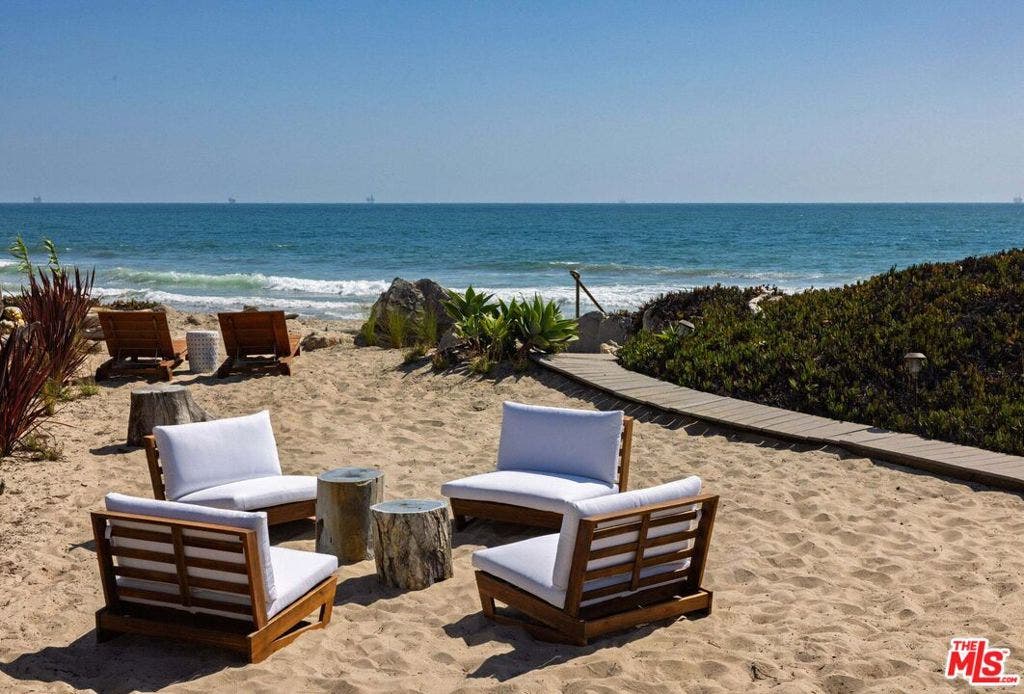 3523 Padaro Lane, Carpinteria, CA 93013 Off to the Beach