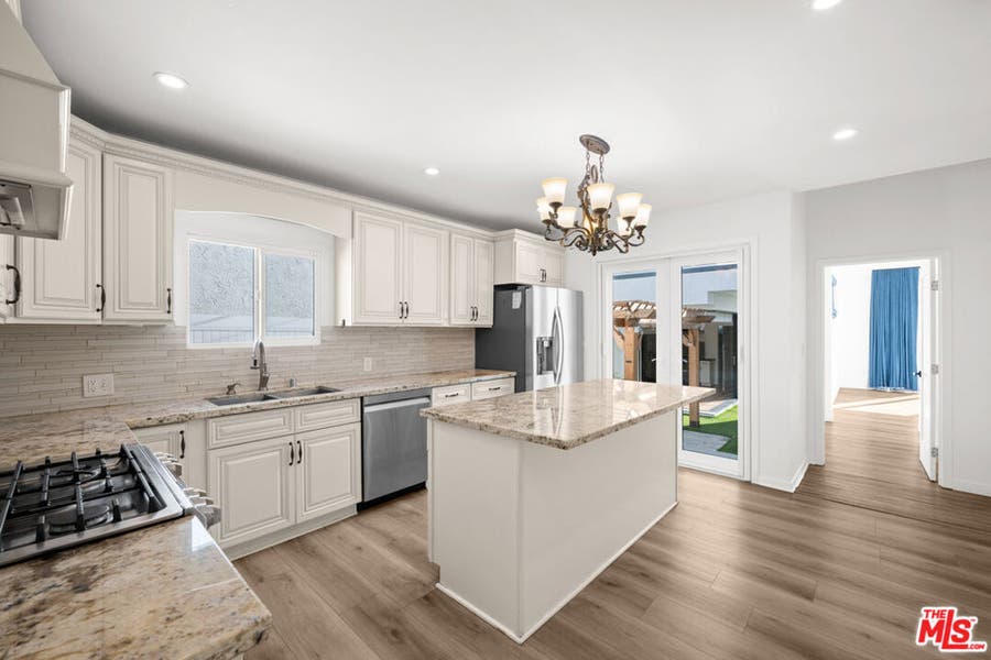 Property photo for 426 S La Peer Drive, Beverly Hills, CA