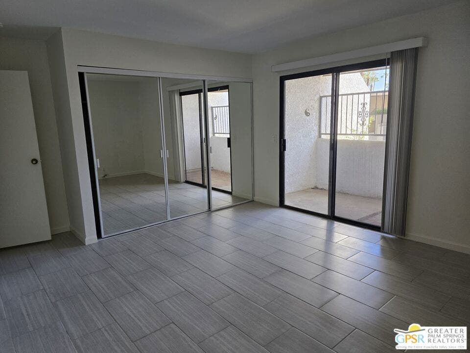 5301 E Waverly Drive, #219, Palm Springs, CA 92264