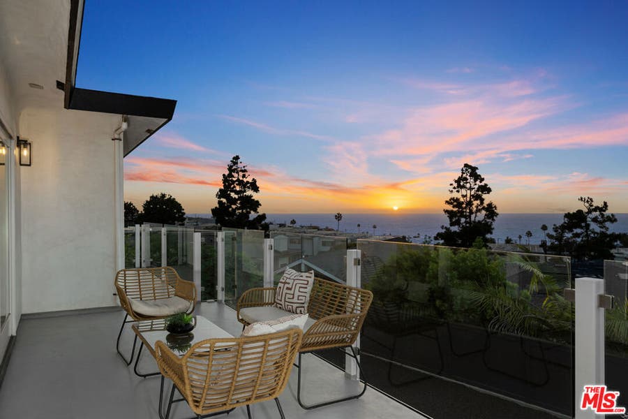 Property photo for 241 Calle Mayor, Redondo Beach, CA