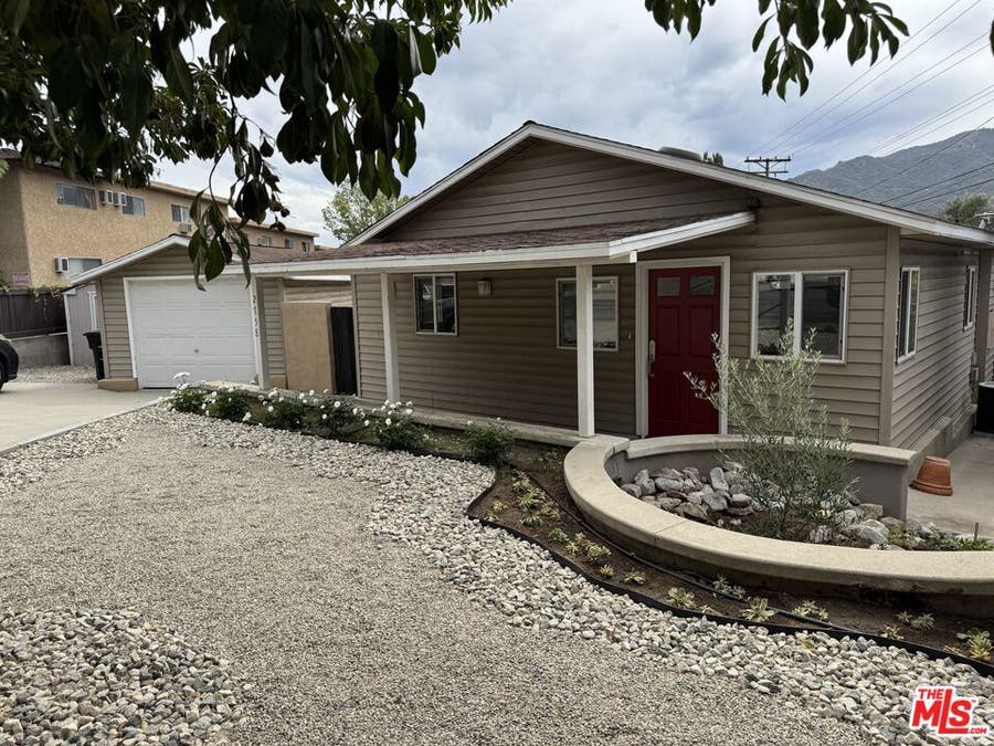 Property photo for 2758 Piedmont Avenue, Montrose, CA