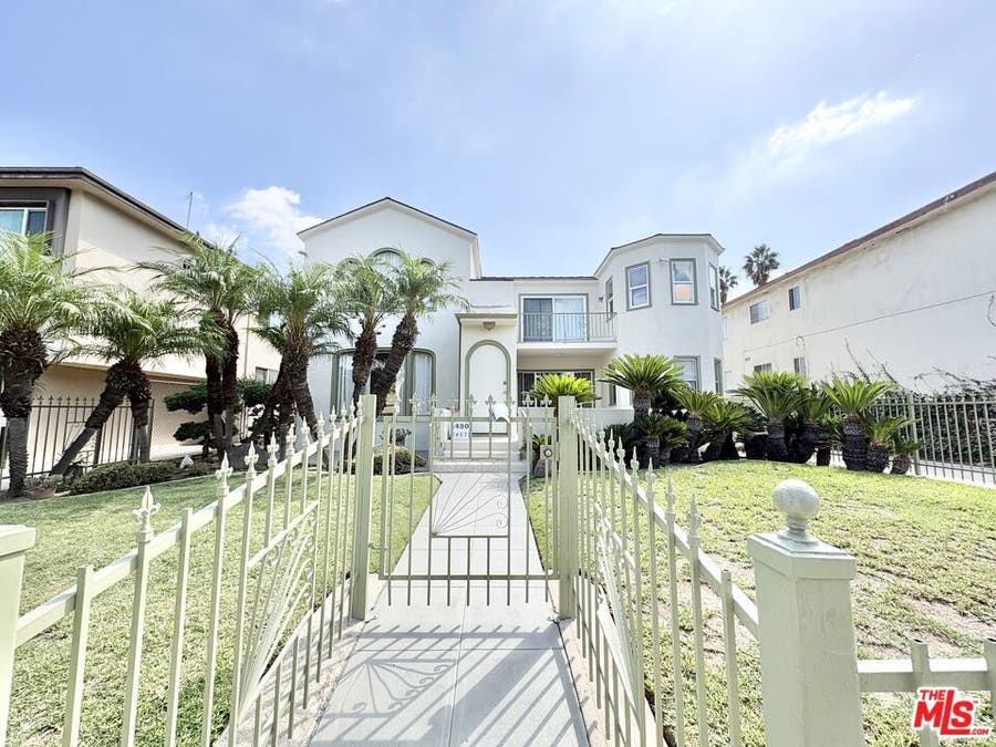Property photo for 1450 S Hayworth Avenue, Los Angeles, CA