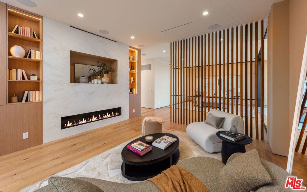 9705 Oak Pass Road, Beverly Hills, CA 90210