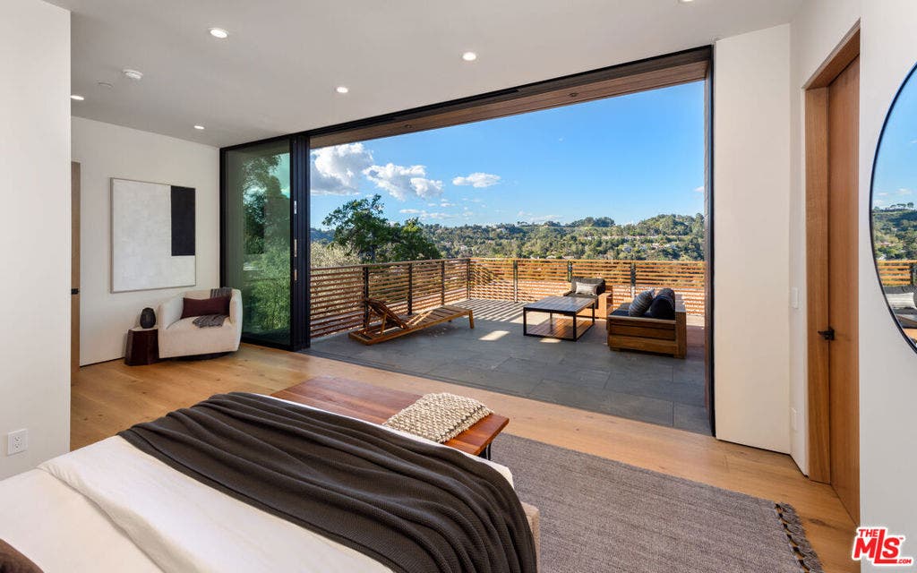9705 Oak Pass Road, Beverly Hills, CA 90210