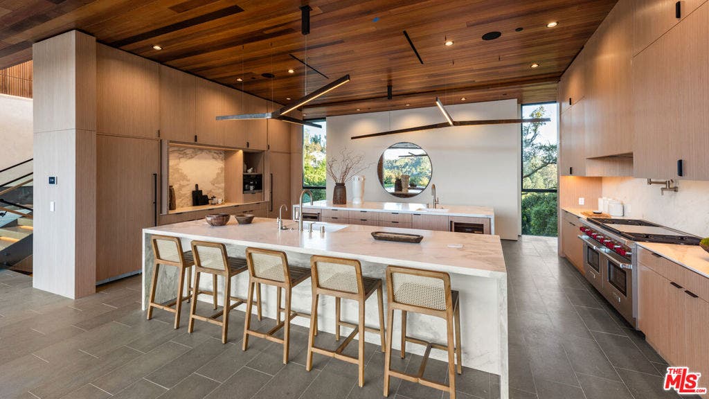 9705 Oak Pass Road, Beverly Hills, CA 90210