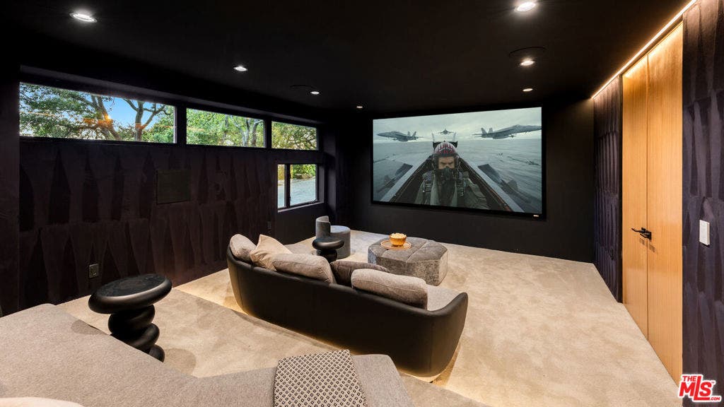 9705 Oak Pass Road, Beverly Hills, CA 90210