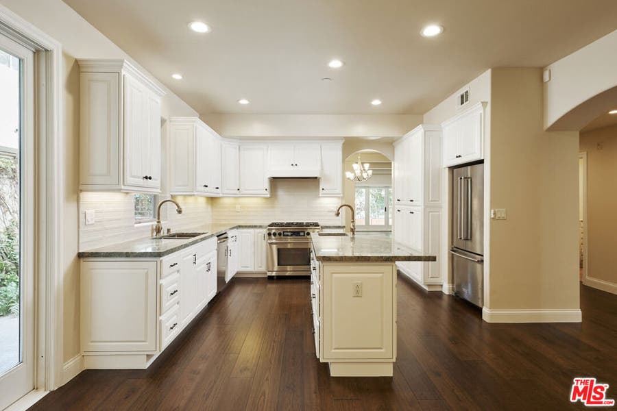 Property photo for 320 S SWALL Drive, #1, Los Angeles, CA