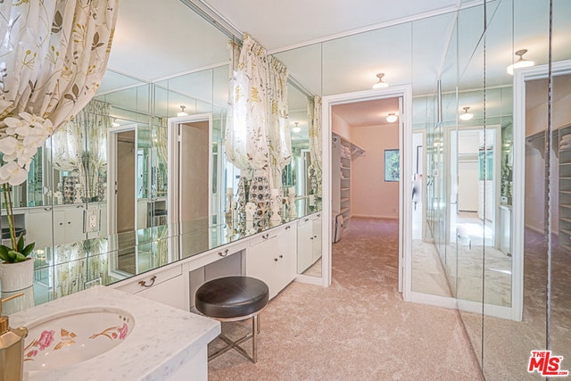 517 N Rodeo Drive, Beverly Hills, CA 90210