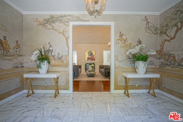 517 N Rodeo Drive, Beverly Hills, CA 90210