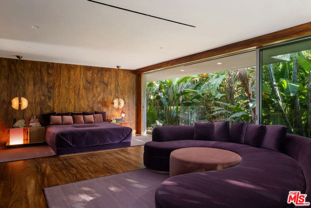 400 Castle Place, Beverly Hills, CA 90210 400 Castle Place, Beverly Hills, CA 90210