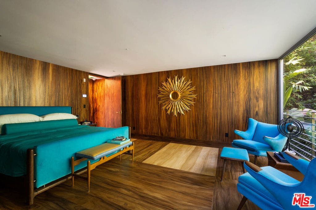 400 Castle Place, Beverly Hills, CA 90210 400 Castle Place, Beverly Hills, CA 90210