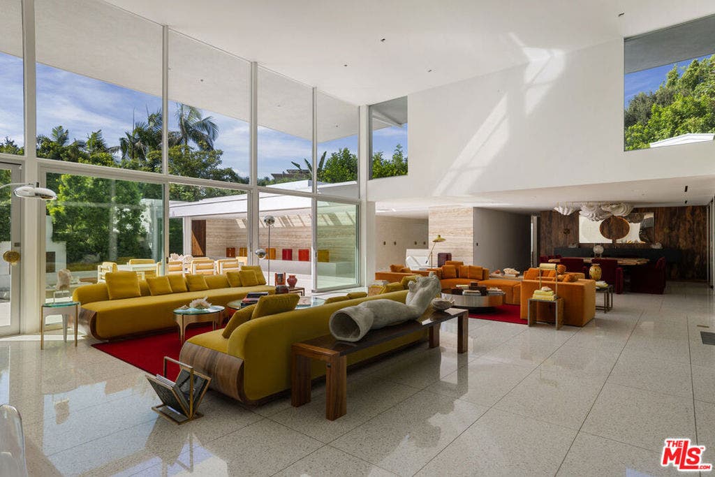 400 Castle Place, Beverly Hills, CA 90210 400 Castle Place, Beverly Hills, CA 90210