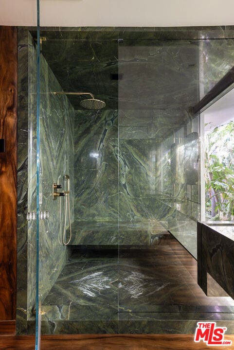 400 Castle Place, Beverly Hills, CA 90210 400 Castle Place, Beverly Hills, CA 90210