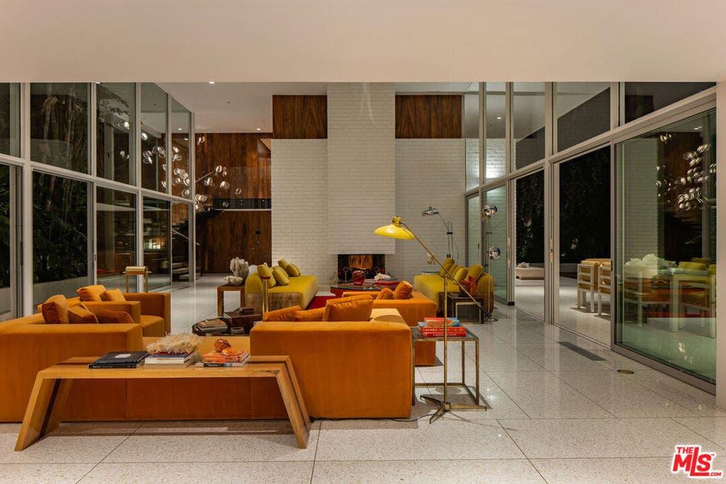 400 Castle Place, Beverly Hills, CA 90210 400 Castle Place, Beverly Hills, CA 90210