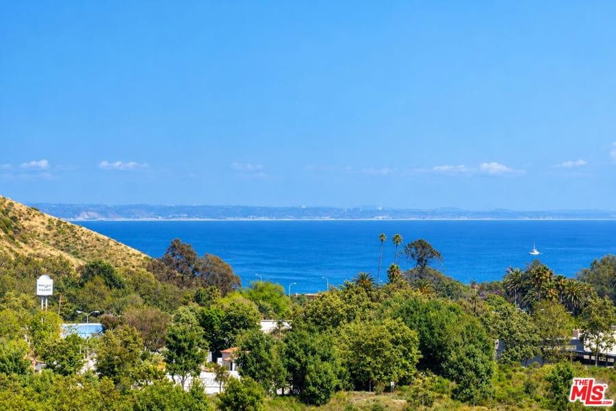 Property photo for 23908 De Ville Way, #B, Malibu, CA