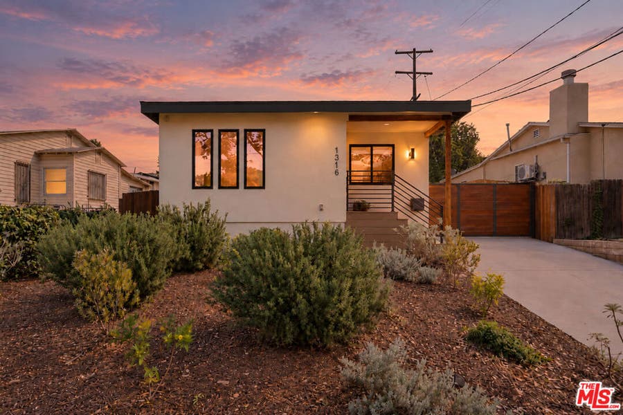 Property photo for 1316 N Chester Avenue, Inglewood, CA
