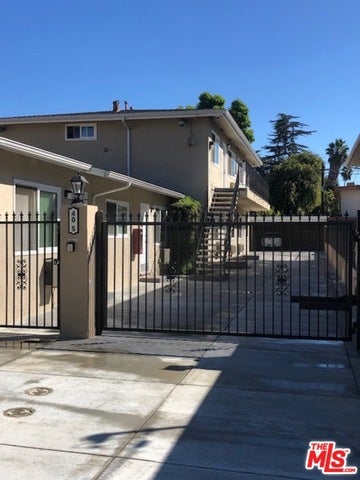 Property photo for 40 S MERIDITH Avenue, #4, Pasadena, CA