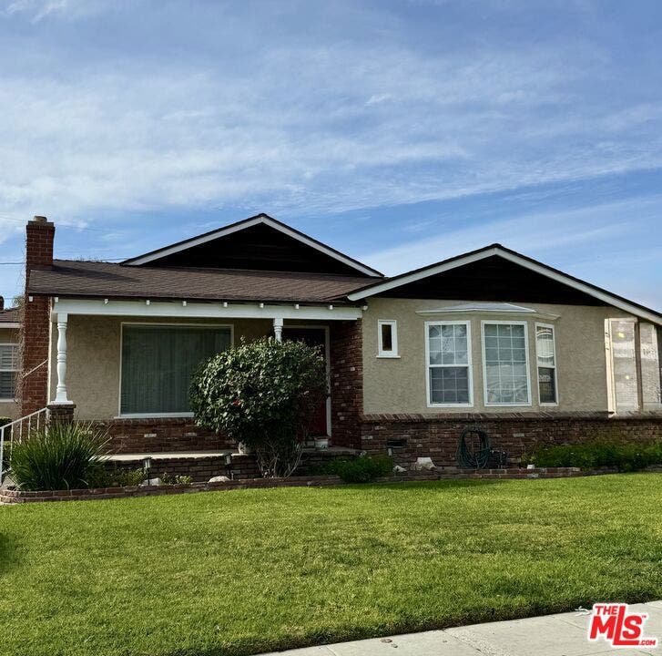 Property photo for 1913 Landis Street, Burbank, CA