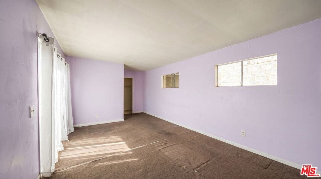 6407 La Riba Way, Los Angeles, CA 90042