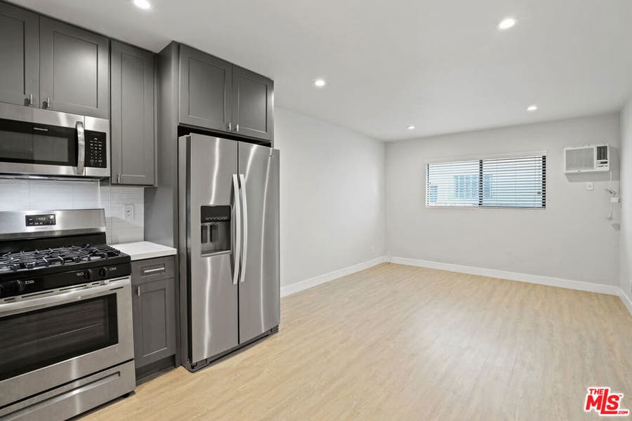 Property photo for 3314 S MENTONE Avenue, #4, Los Angeles, CA