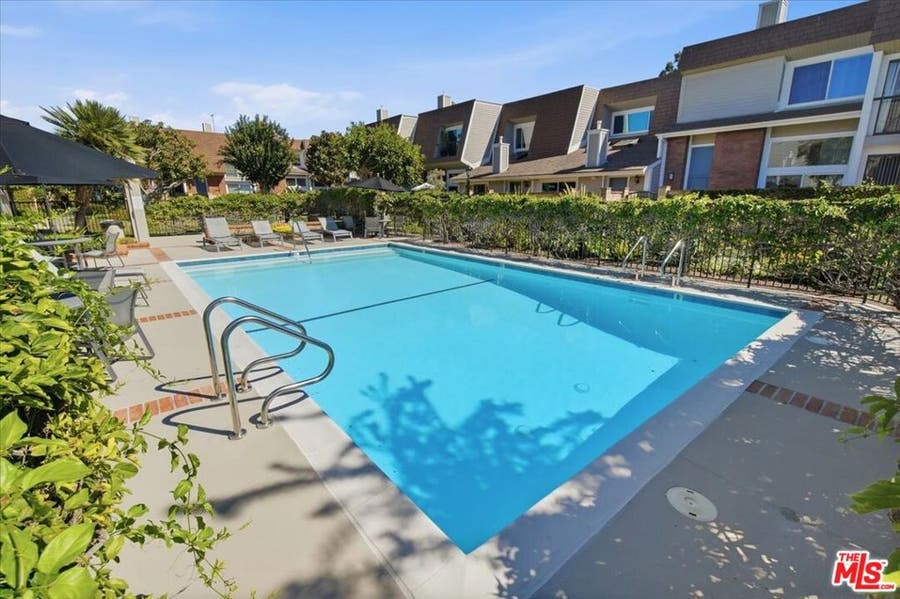 Property photo for 13065 Mindanao Way, #8, Marina Del Rey, CA