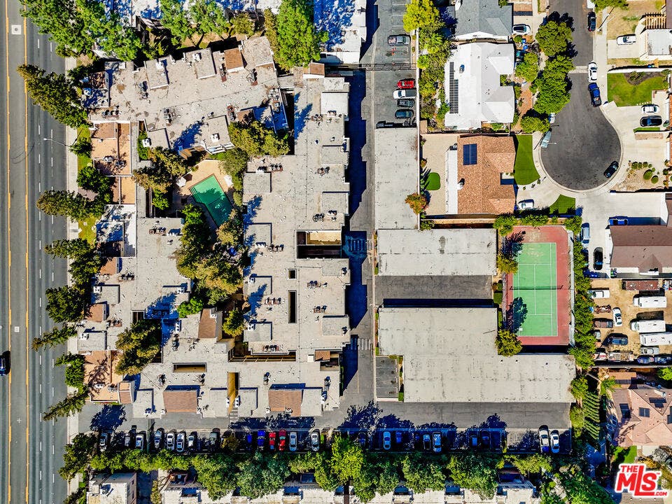 7800 Topanga Canyon Boulevard, #322, Canoga Park, CA 91304 7800 Topanga Canyon Boulevard, #322, Canoga Park, CA 91304
