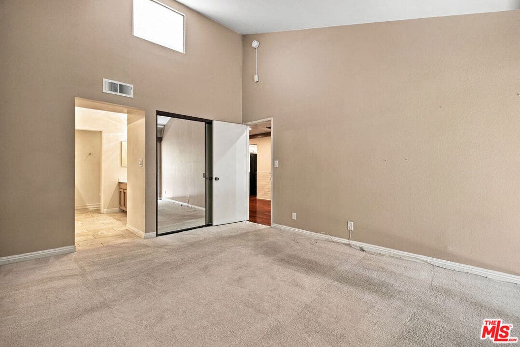 7800 Topanga Canyon Boulevard, #322, Canoga Park, CA 91304 7800 Topanga Canyon Boulevard, #322, Canoga Park, CA 91304