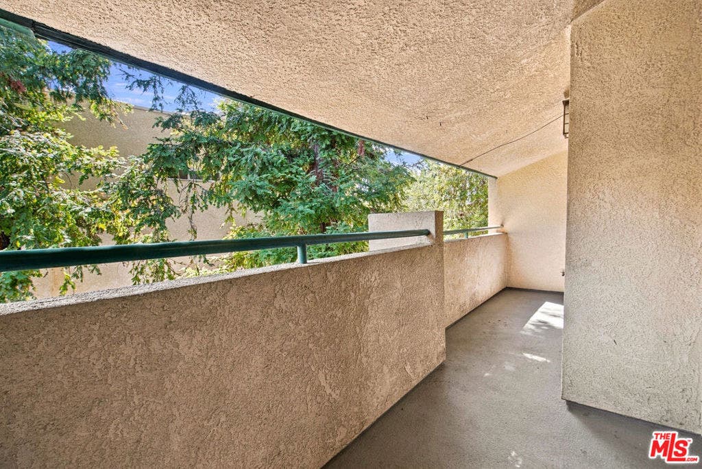 7800 Topanga Canyon Boulevard, #322, Canoga Park, CA 91304 7800 Topanga Canyon Boulevard, #322, Canoga Park, CA 91304