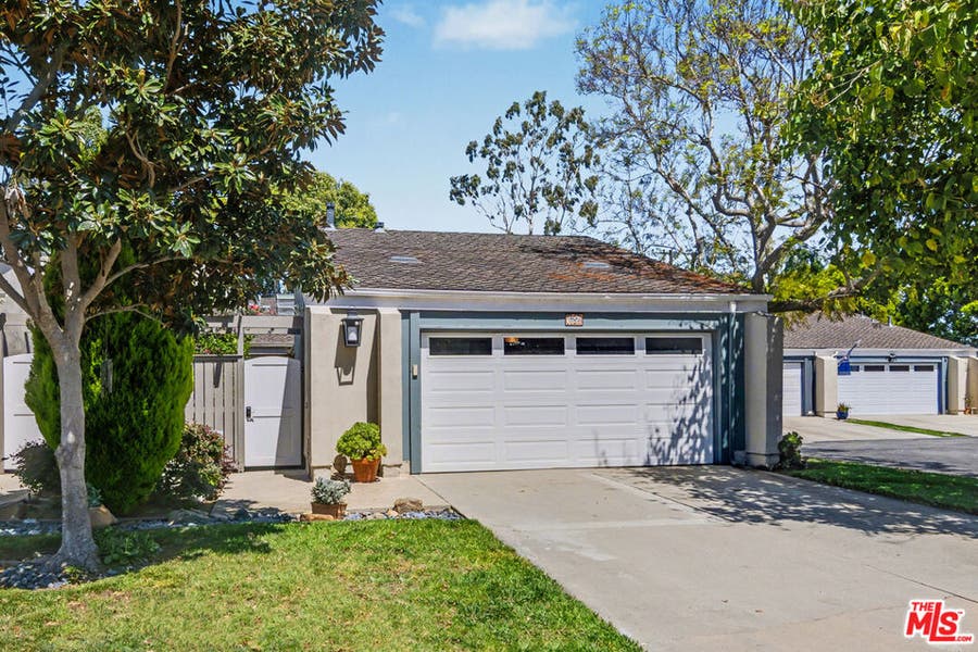 Property photo for 19525 Starfish Lane, Huntington Beach, CA