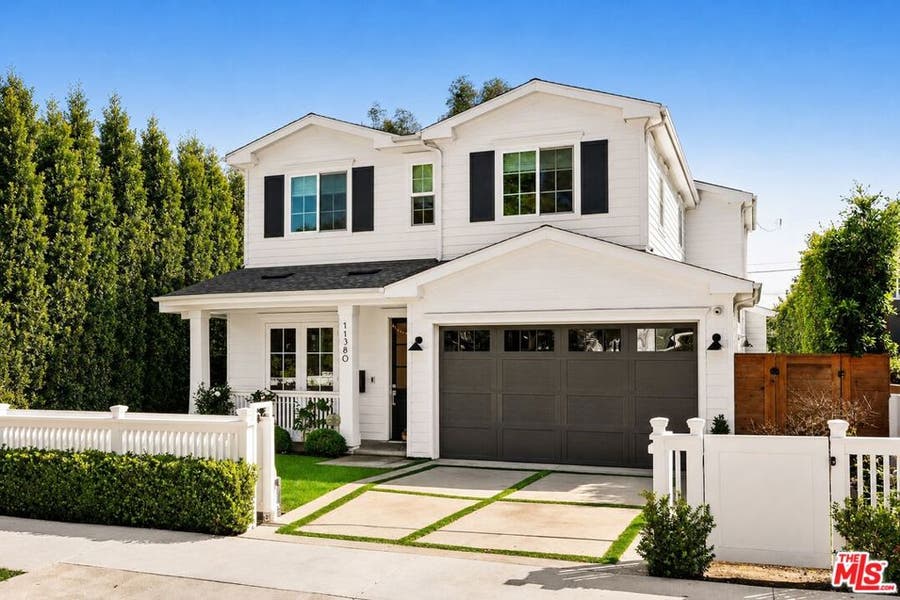 Property photo for 11380 Waterford St, Los Angeles, CA