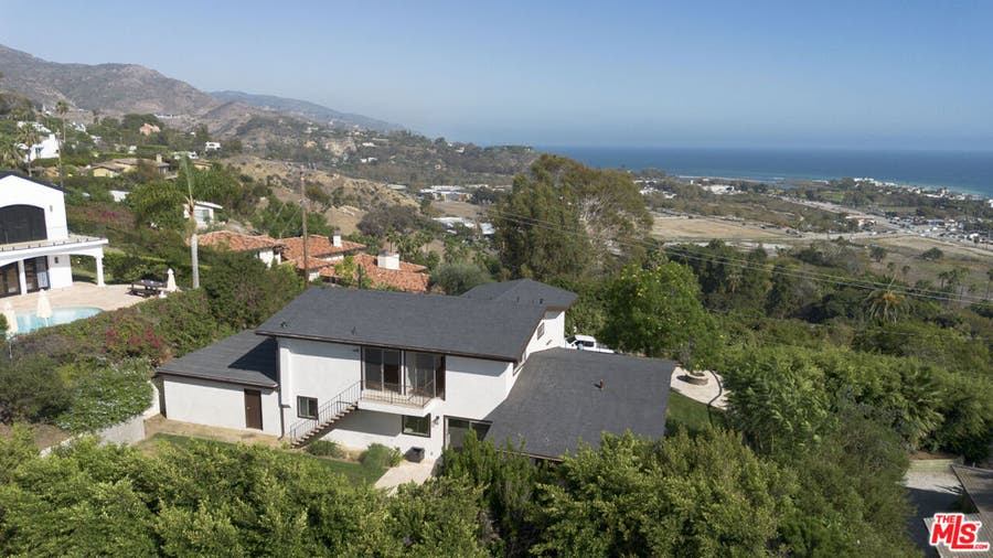 Property photo for 3505 Coast View Drive, Malibu, CA