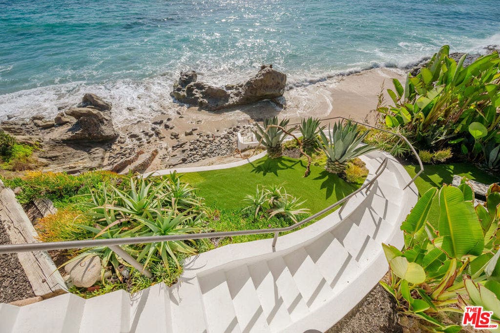 1337 Gaviota Drive, Laguna Beach, CA 92651 1337 Gaviota Drive, Laguna Beach, CA 92651
