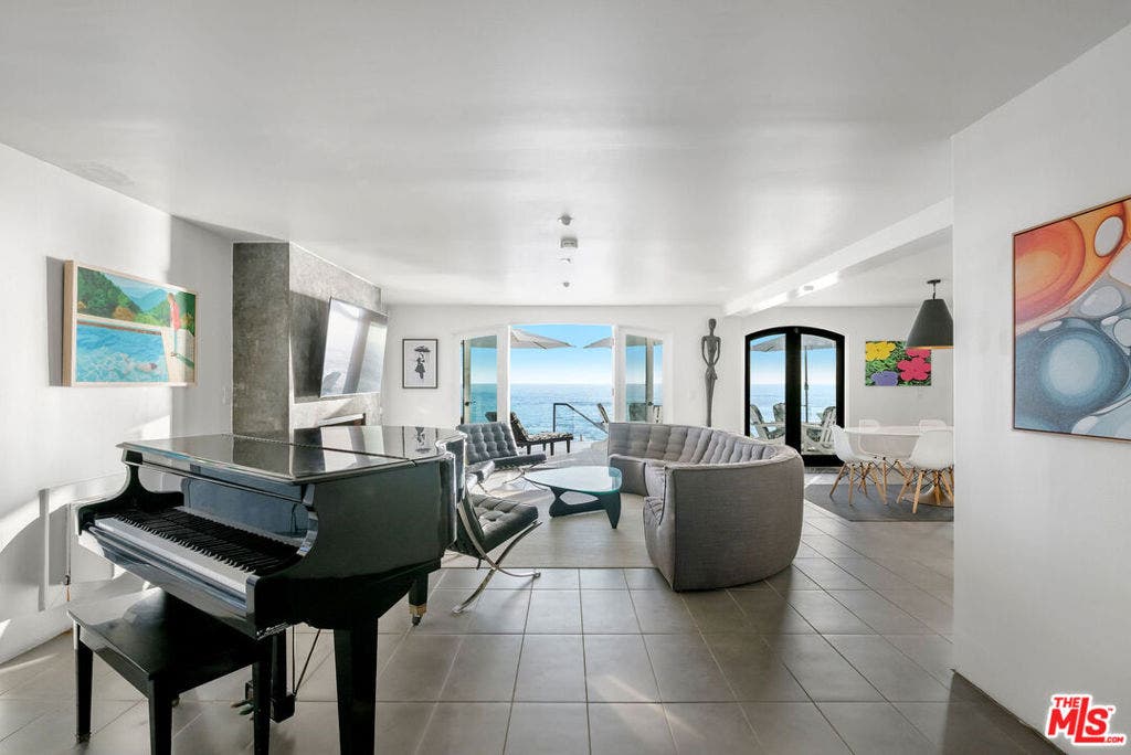 1337 Gaviota Drive, Laguna Beach, CA 92651 1337 Gaviota Drive, Laguna Beach, CA 92651