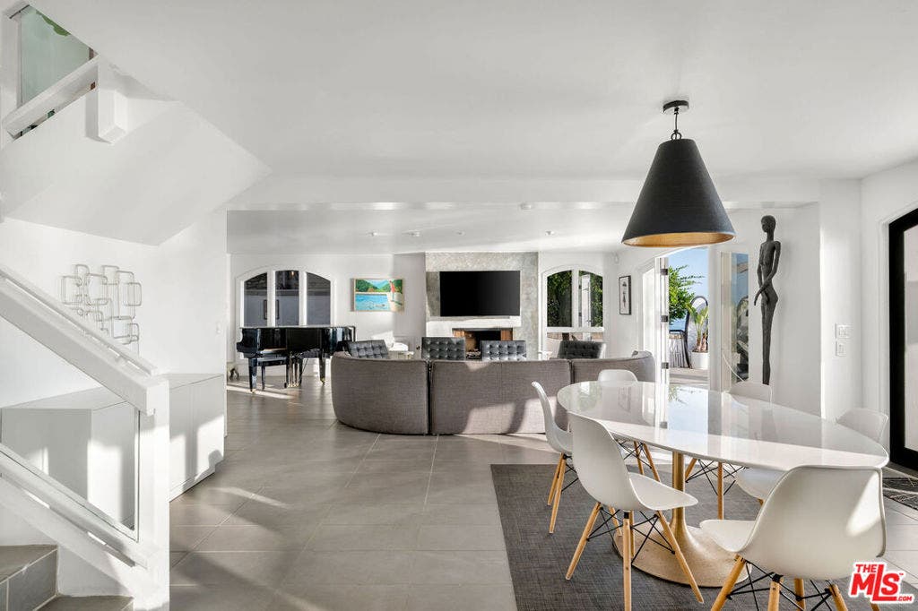 1337 Gaviota Drive, Laguna Beach, CA 92651 1337 Gaviota Drive, Laguna Beach, CA 92651