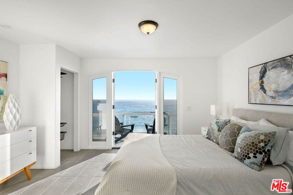 1337 Gaviota Drive, Laguna Beach, CA 92651 1337 Gaviota Drive, Laguna Beach, CA 92651