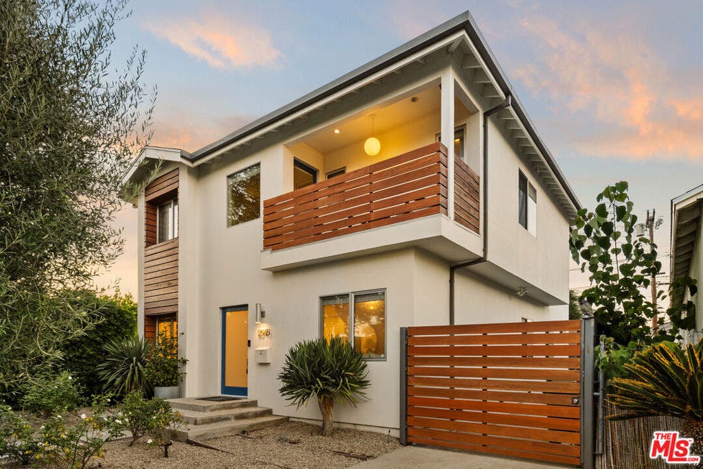 12545 Walsh Avenue, Los Angeles, CA 90066 12545 Walsh Avenue, Los Angeles, CA 90066