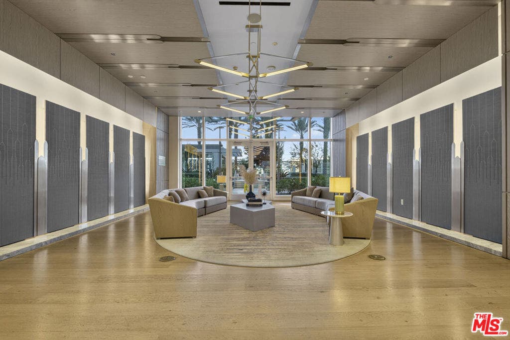 877 Francisco Street, #1506, Los Angeles, CA 90017 877 Francisco Street, #1506, Los Angeles, CA 90017