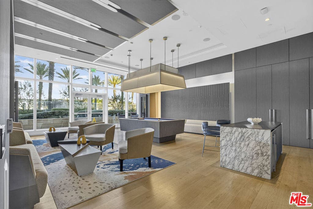 877 Francisco Street, #1506, Los Angeles, CA 90017 877 Francisco Street, #1506, Los Angeles, CA 90017