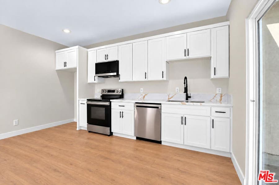 Property photo for 153 W 51st Street, #1/4, Los Angeles, CA