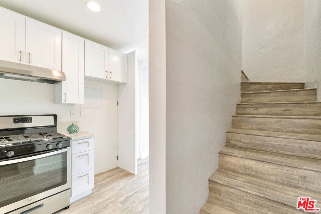 1836 The Strand, Hermosa Beach, CA 90254 1836 The Strand, Hermosa Beach, CA 90254