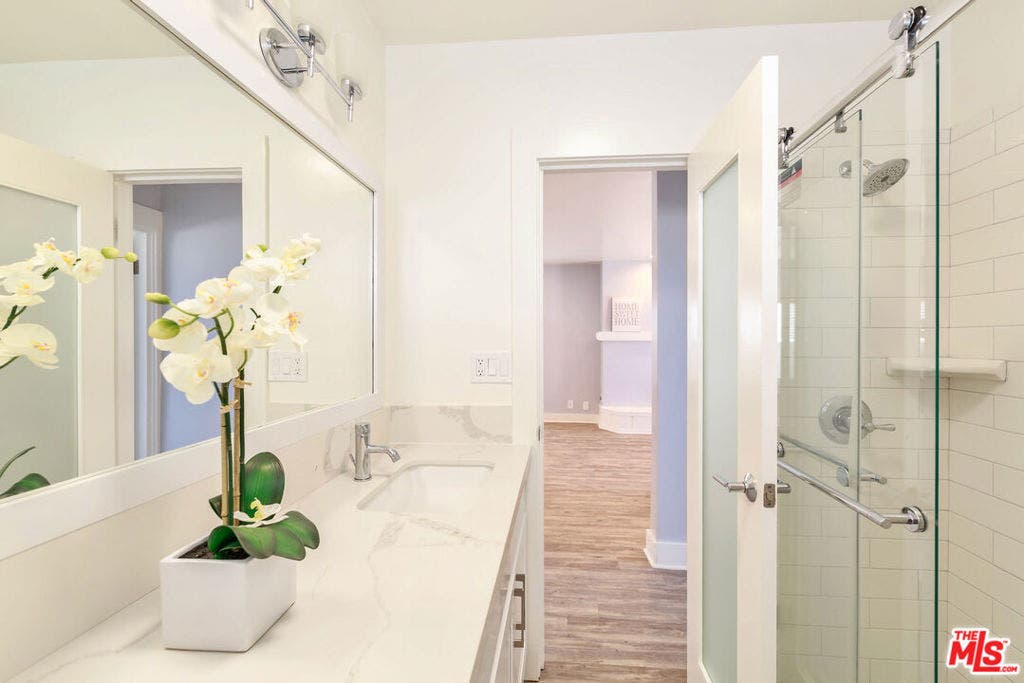 1836 The Strand, Hermosa Beach, CA 90254 1836 The Strand, Hermosa Beach, CA 90254