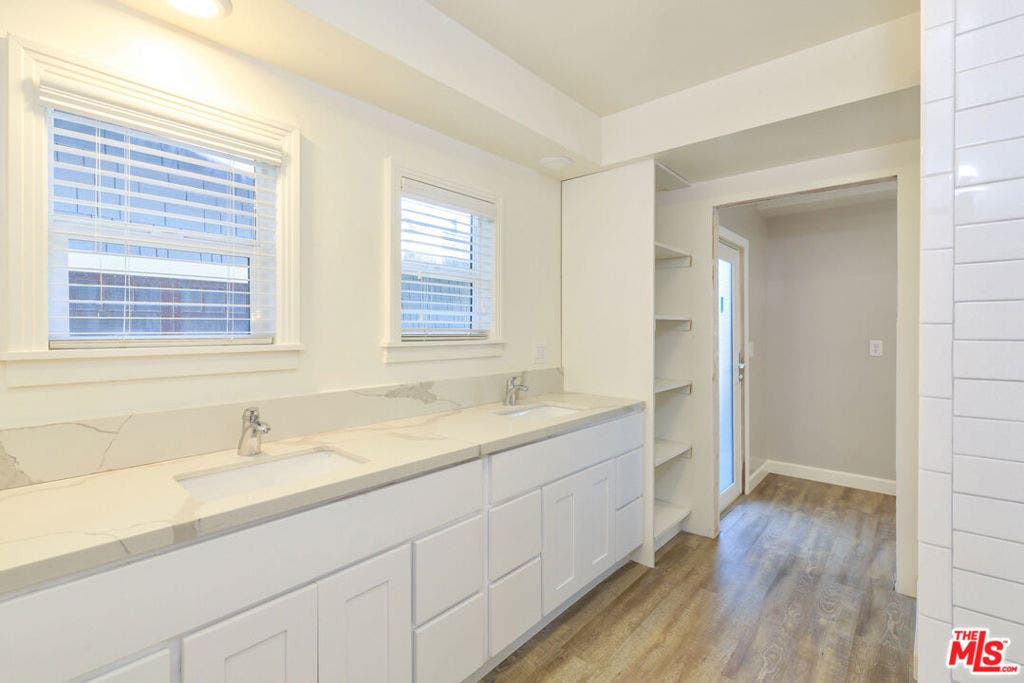 1836 The Strand, Hermosa Beach, CA 90254 1836 The Strand, Hermosa Beach, CA 90254