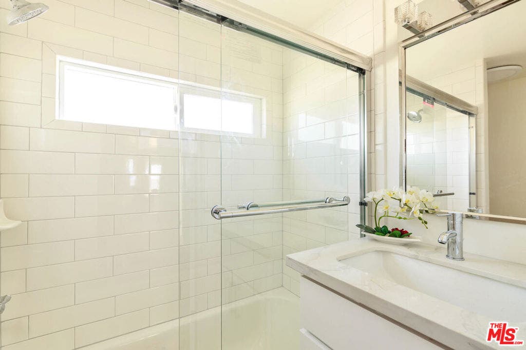 1836 The Strand, Hermosa Beach, CA 90254 1836 The Strand, Hermosa Beach, CA 90254