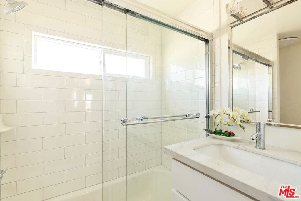 1836 The Strand, Hermosa Beach, CA 90254 1836 The Strand, Hermosa Beach, CA 90254
