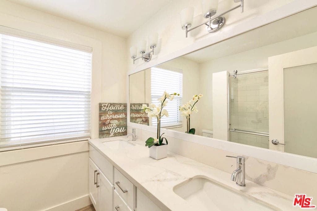 1836 The Strand, Hermosa Beach, CA 90254 1836 The Strand, Hermosa Beach, CA 90254