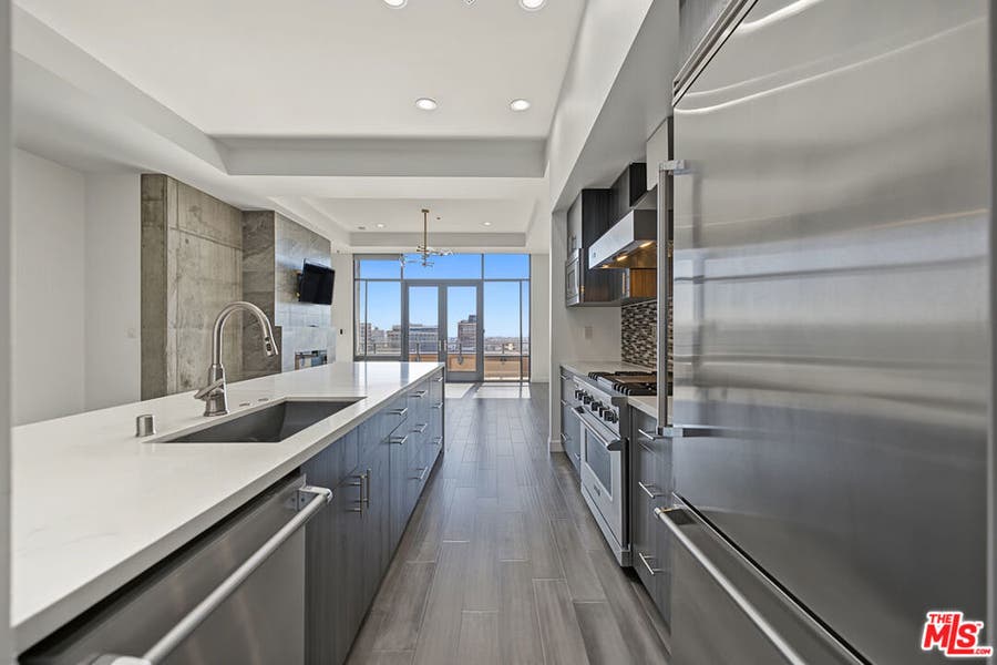 Property photo for 1111 S GRAND Avenue, #PH6, Los Angeles, CA
