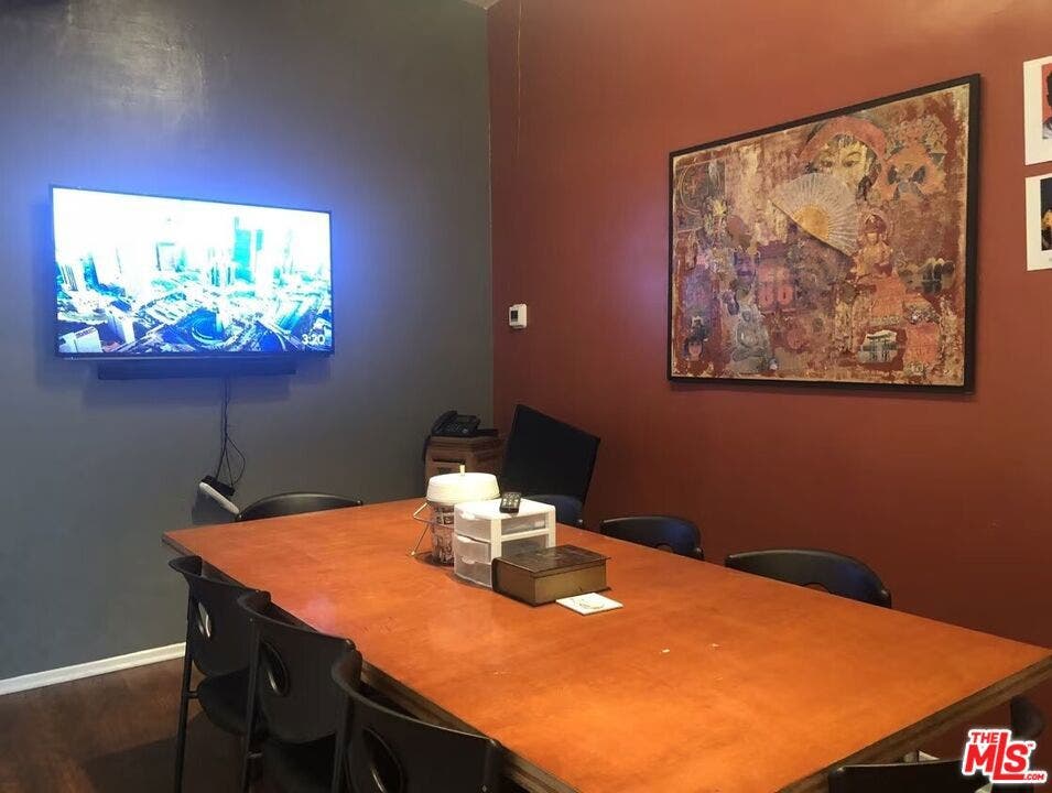 7619 Melrose Avenue, Los Angeles, CA 90046 7619 Melrose Avenue, Los Angeles, CA 90046