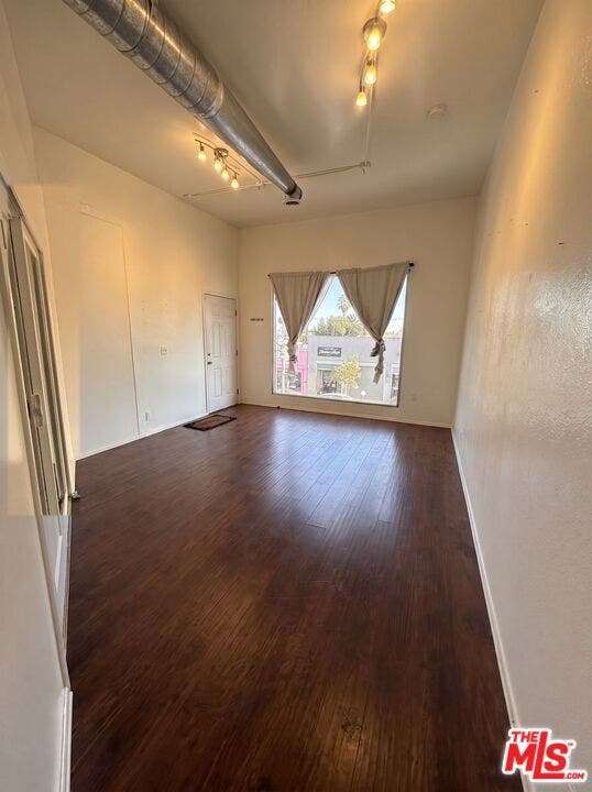 7619 Melrose Avenue, Los Angeles, CA 90046 7619 Melrose Avenue, Los Angeles, CA 90046