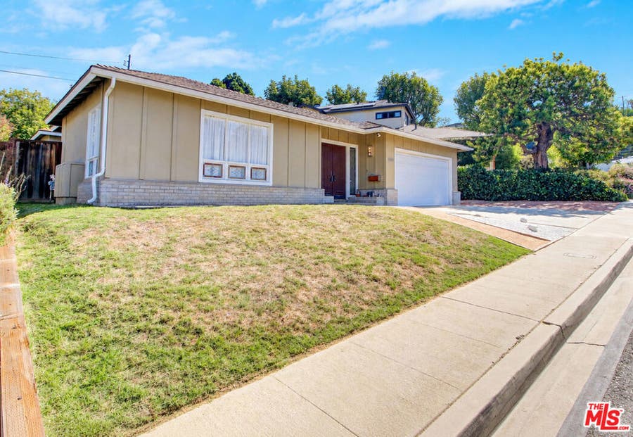 Property photo for 5720 El Rincon Way, Culver City, CA